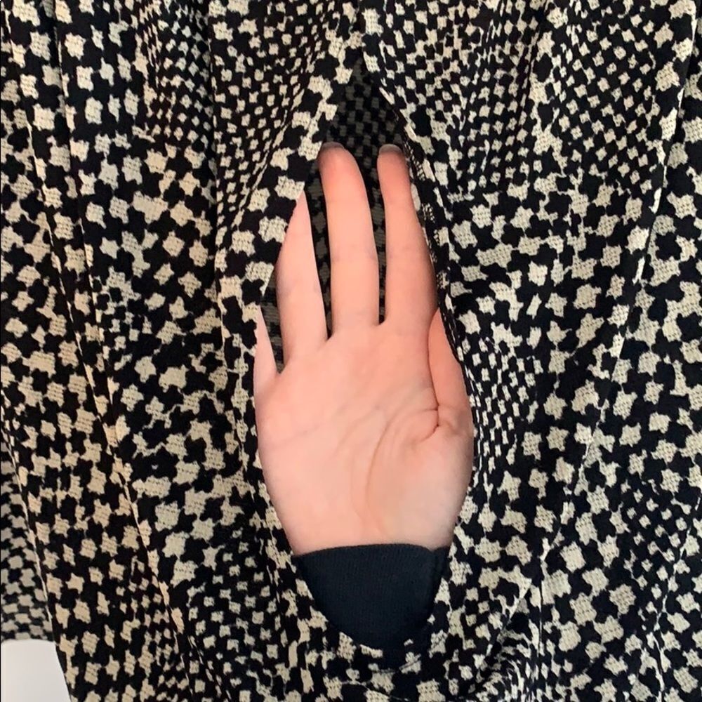 Patterned Top - The Perfect Basic - image 3